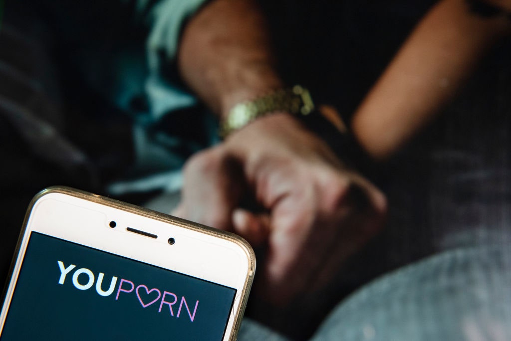 tik-tok-version-porno-youporn-lanza-app-swyp-para-adultos-.jpg